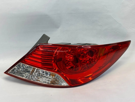 2012-2014 HYUNDAI ACCENT SEDAN TAIL LIGHT BRAKE LAMP ASSY REAR RIGHT OEM FACTORY