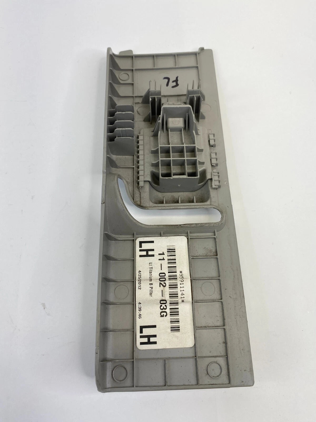 2011-2016 CHEVROLET CRUZE FRONT LEFT SIDE UPPER SEAT BELT ADJUSTENT TRIM COVER