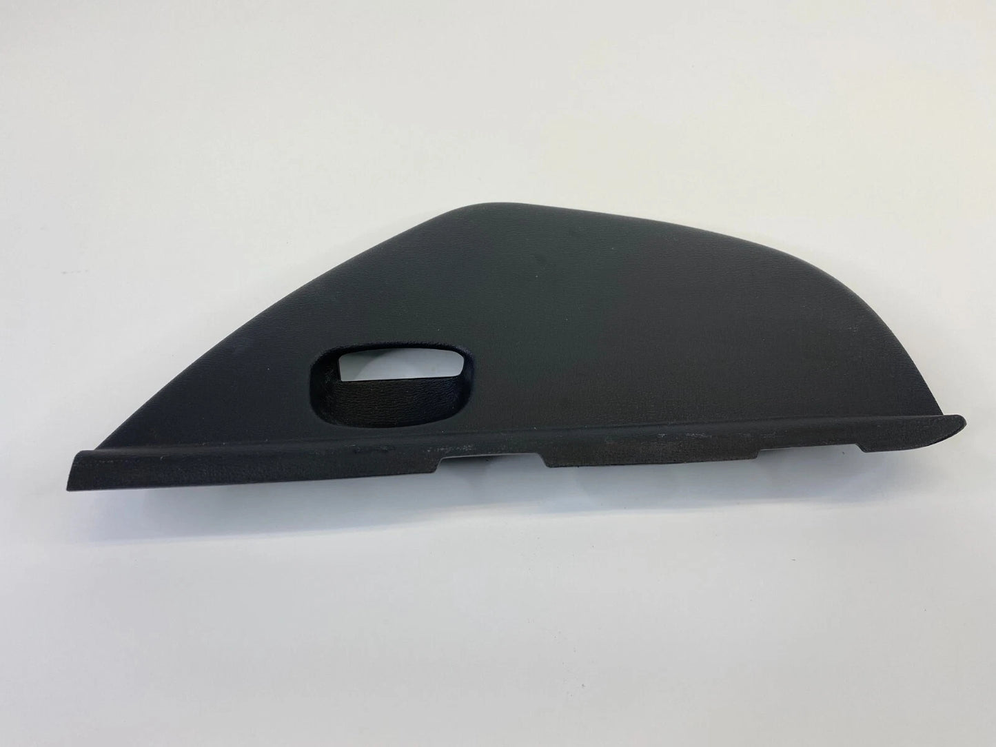 2007-2010 HYUNDAI ELANTRA DASH RIGHT SIDE END CAP COVER BEZEL TRIM 84718-2H000
