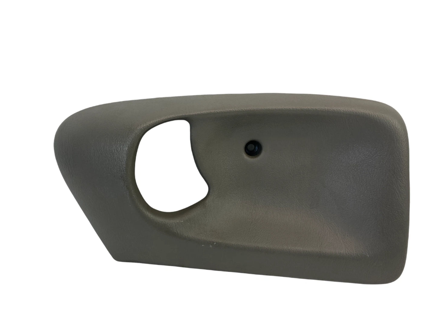 00-05 CHEVROLET IMPALA REAR LEFT SIDE INTERIOR DOOR HANDLE BEZEL TRIM 21995764