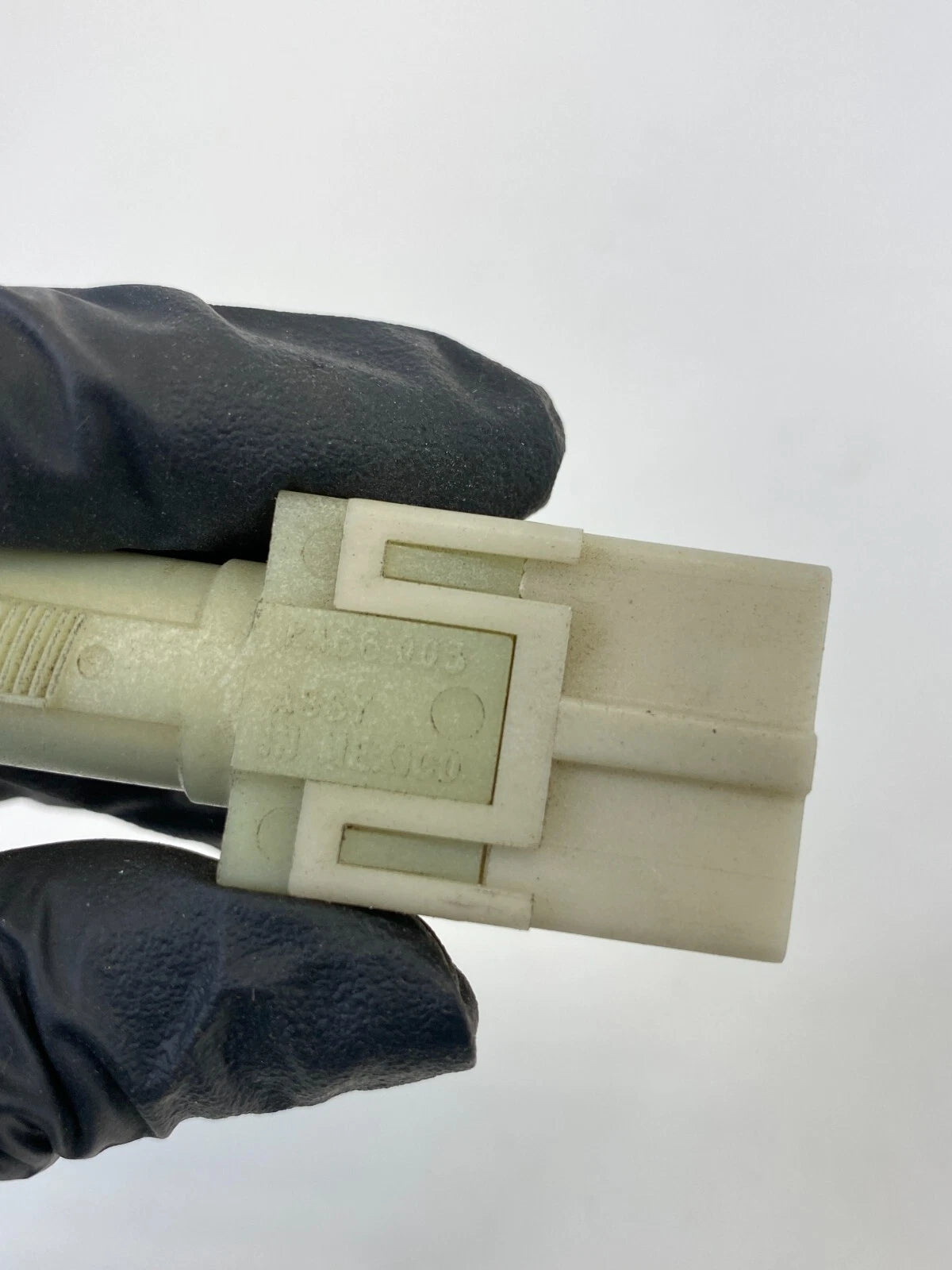 2008 2009 2010 SATURN VUE BRAKE LIGHT STOP LAMP SWITCH 96628565 OEM