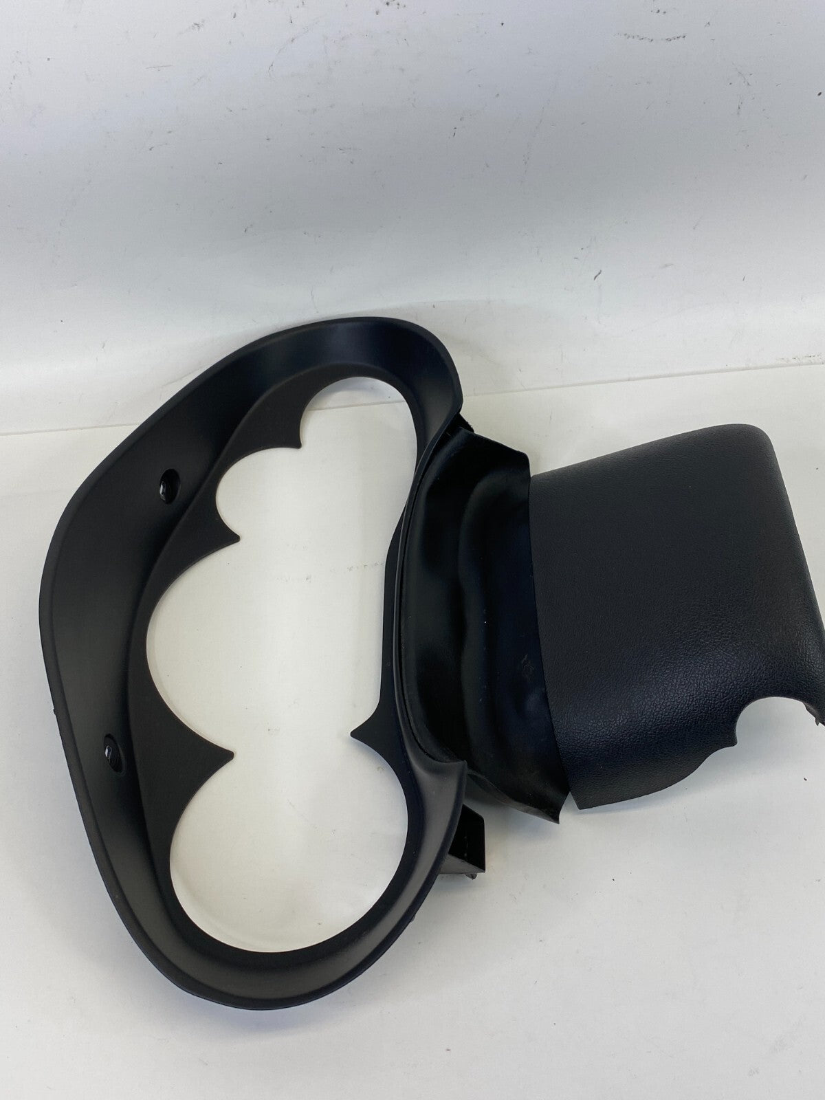 05-10 Pontiac G6 Cluster Speedometer Bezel Trim Bezel w/ Upper Column Cover OEM