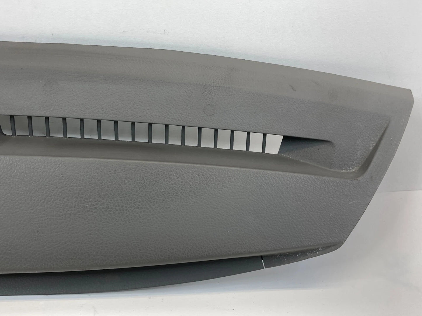 2007-2011 TOYOTA CAMRY HYBRID DASH DEFROST VENT WINDSHIELD NOZZLE GARNISH TRIM