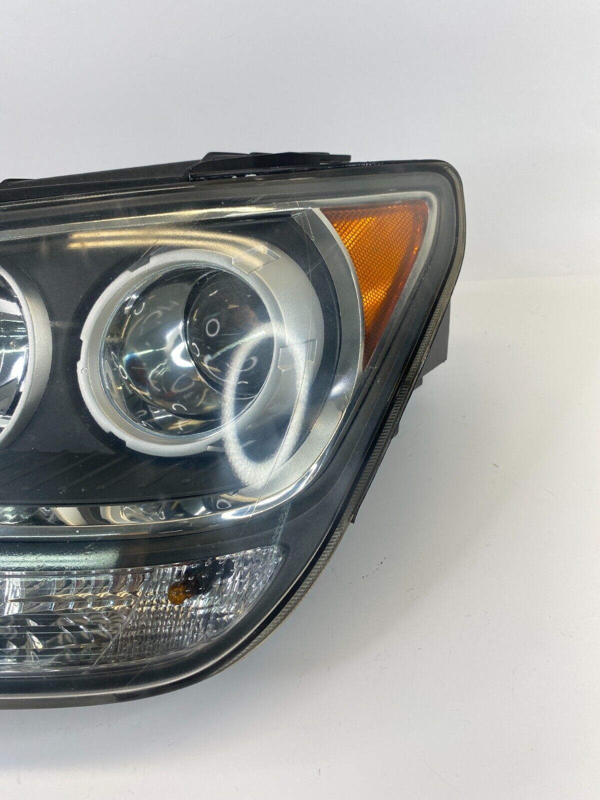 2009 2010 2011 Kia Borrego Front Left Driver Headlight Headlamp OEM