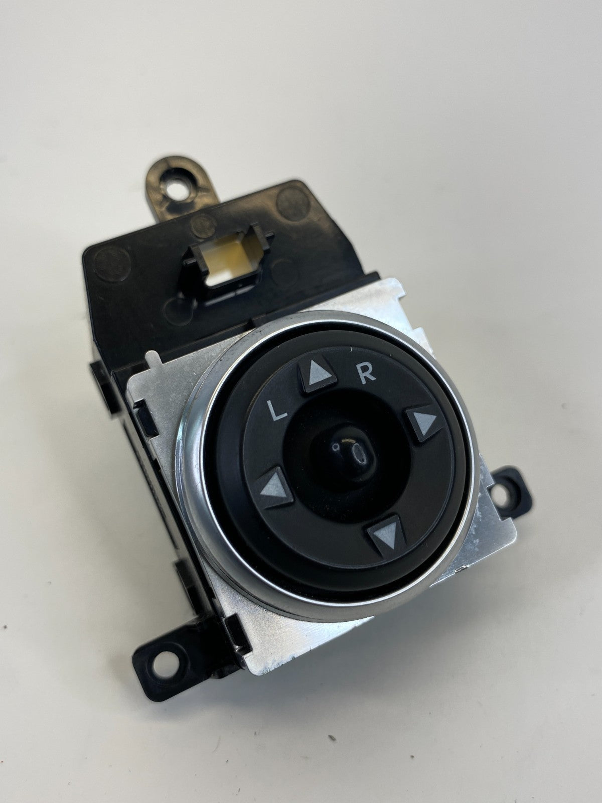 13-17 Hyundai Elantra GT Front Left Driver Power Door Mirror Switch 299112032