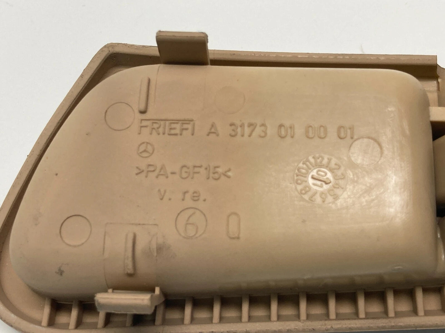 2001-2005 MERCEDES-BENZ C240 REAR RIGHT BACK SIDE INNER DOOR HANDLE 3173010001
