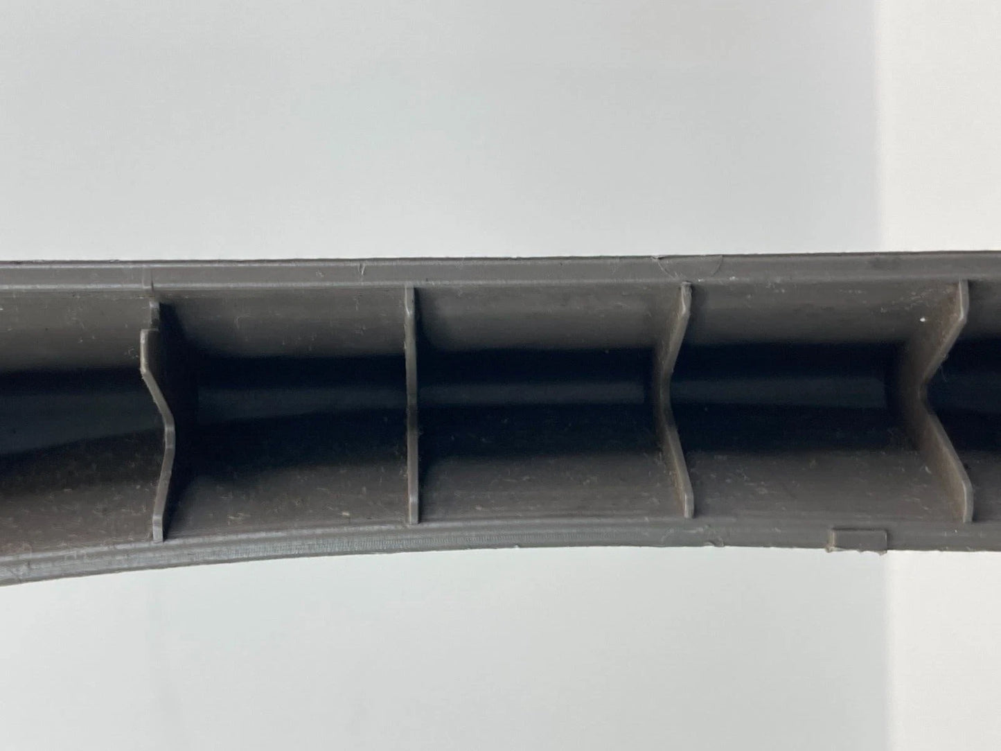 02-06 TOYOTA CAMRY DASH SPEEDOMETER LOWER MOLDING TRIM BEZEL PANEL 55411-AA040
