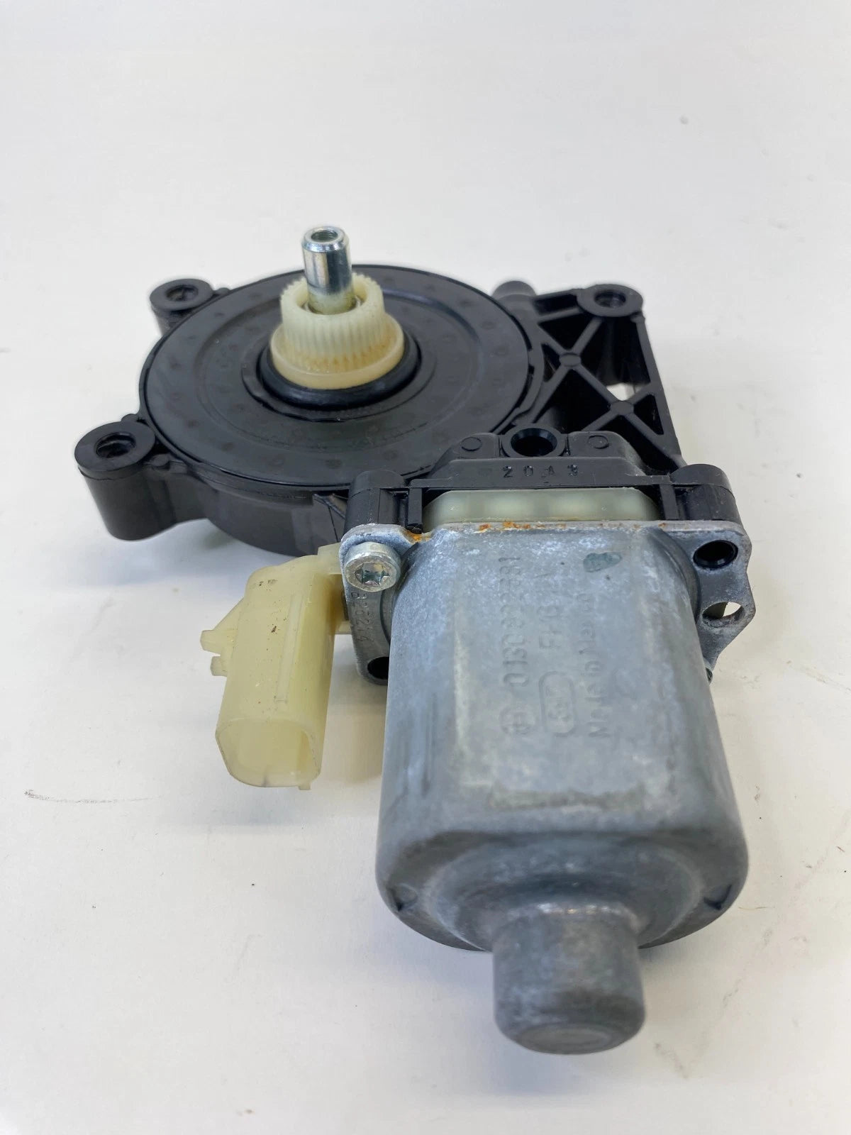 2012-2017 CHEVROLET EQUINOX FRONT LEFT POWER WINDOW LIFT MOTOR 0130822681 OEM