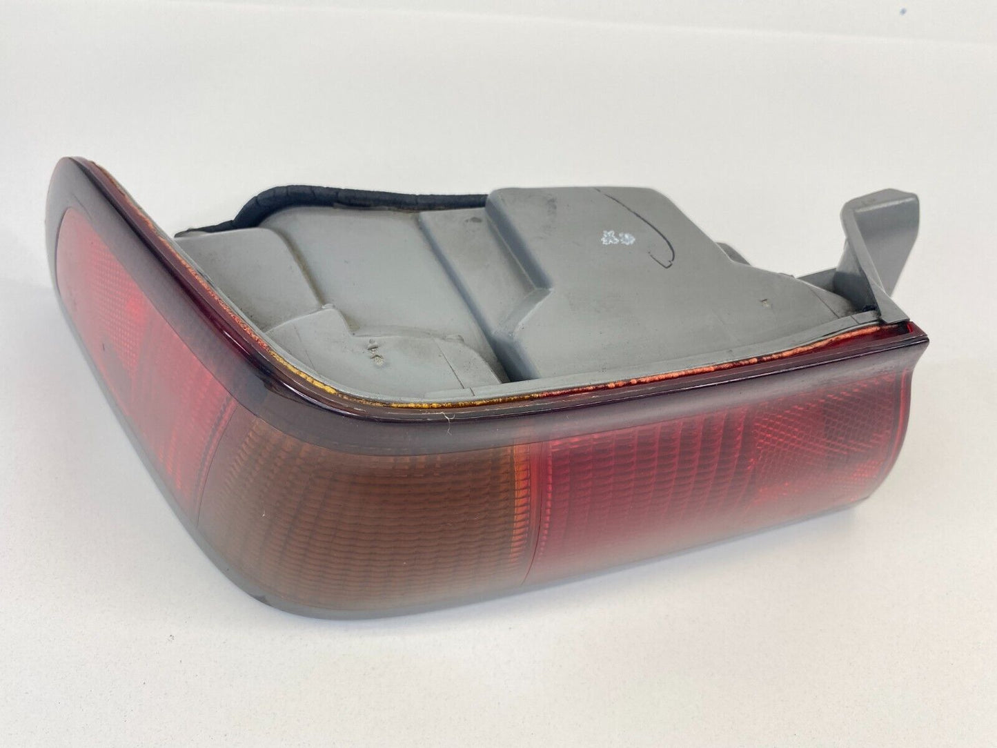 1997-1999 Toyota Camry Left Driver Side Tail Light Outer Taillight Assembly OEM