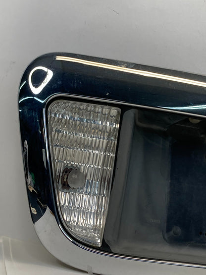 03-06 Lincoln Navigator Rear Trunk Lid License Light Plate Finish Panel Molding
