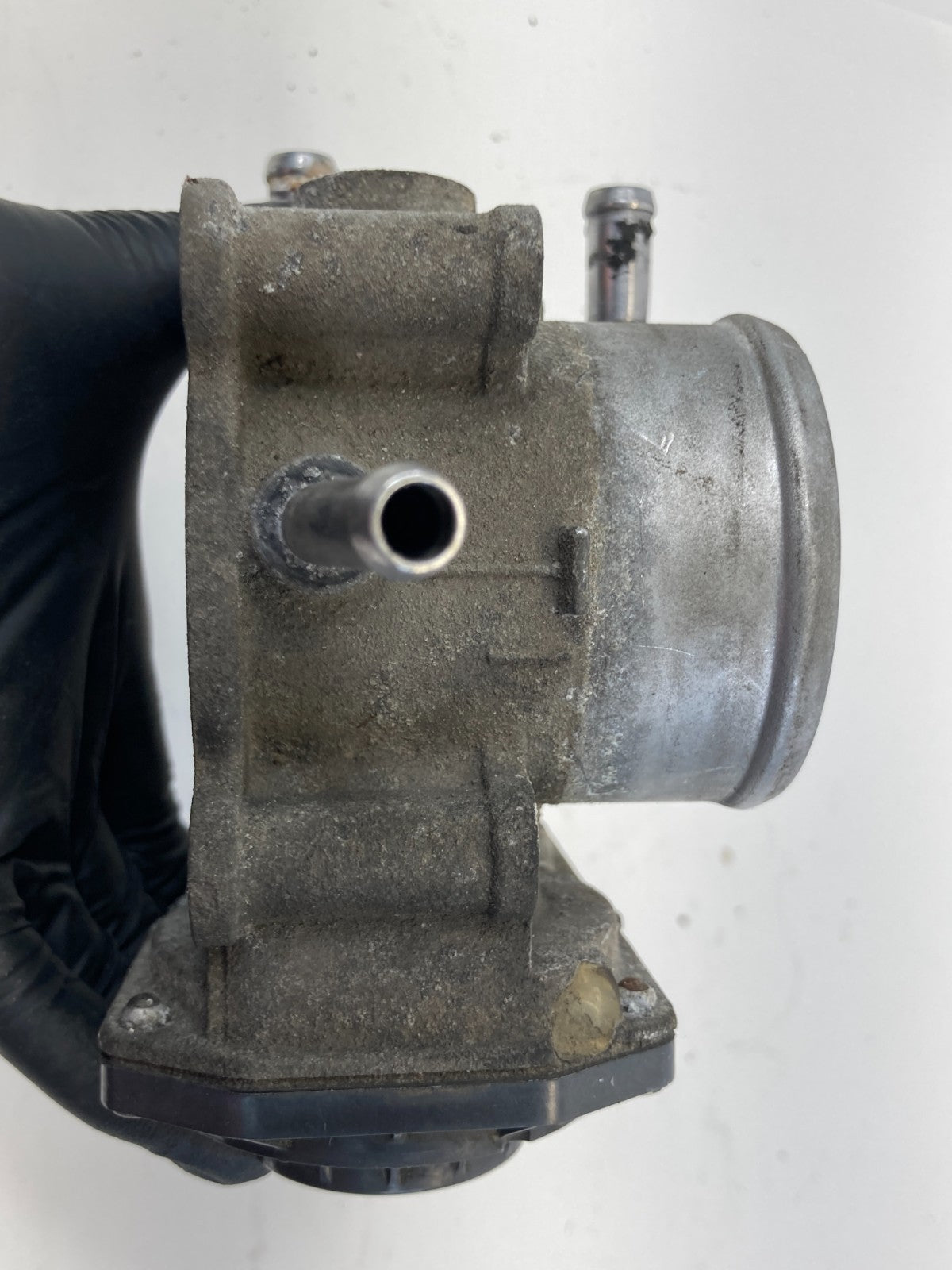 2012-2019 Kia Soul 1.6L Throttle Body Throttle Valve 35100-2B300 OEM