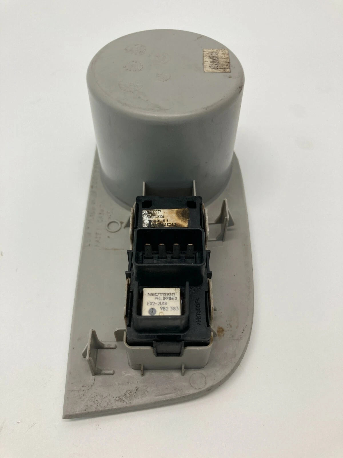 09-12 CHEVROLET TRAVERSE REAR LEFT SIDE DOOR WINDOW SWITCH BEZEL TRIM 20817819
