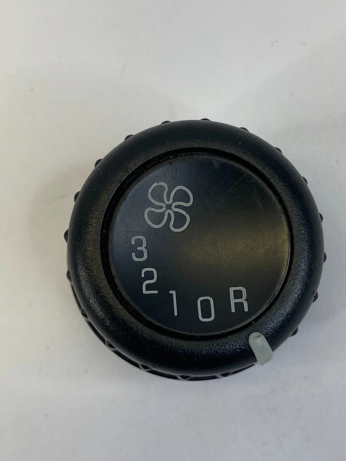 2002-2006 CHEVROLET TRAILBLAZER REAR HVAC BLOWER FAN CONTROL SWITCH OEM 15081585