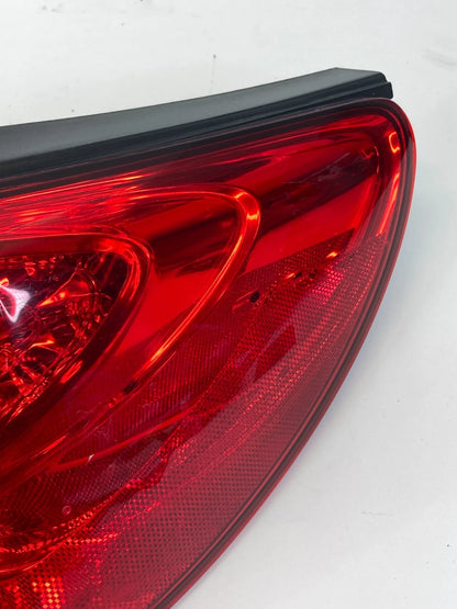 11-14 CHRYSLER 200 CONVERTIBLE REAR RIGHT BACK SIDE TAIL LIGHT TAILLIGHT LAMP