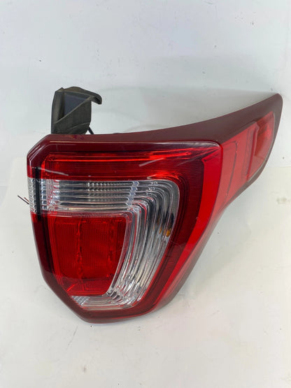 2016-2019 FORD INTERCEPTOR UTILITY REAR RIGHT SIDE TAILLIGHT TAIL LAMP OEM