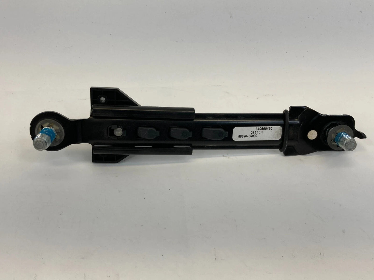 2011-2014 HYUNDAI SONATA FRONT LEFT DRIVER SEAT BELT HEIGHT ADJUSTER 88890-3Q000