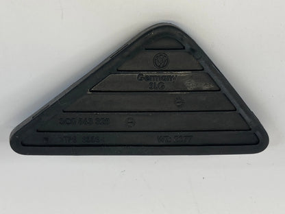 2009-2017 VOLKSWAGEN CC SEDAN REAR CENTER CONSOLE MAT RUBBER INSERT 3C0-863-328
