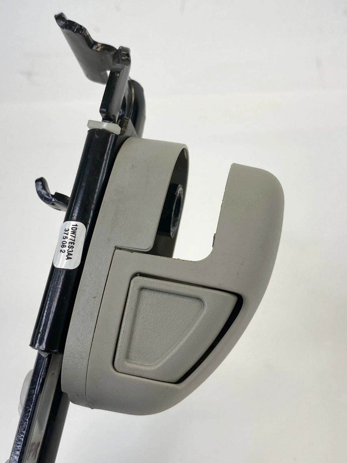 2009 2010 VOLKSWAGEN ROUTAN FRONT RIGHT SEAT BELT HEIGHT ADJUSTER 1DW77ES3AA