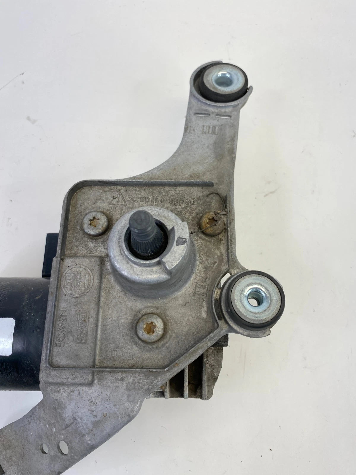 2013-2019 FORD ESCAPE FRONT RIGHT SIDE WINDSHIELD WIPER MOTOR ASSY CJ54-17504