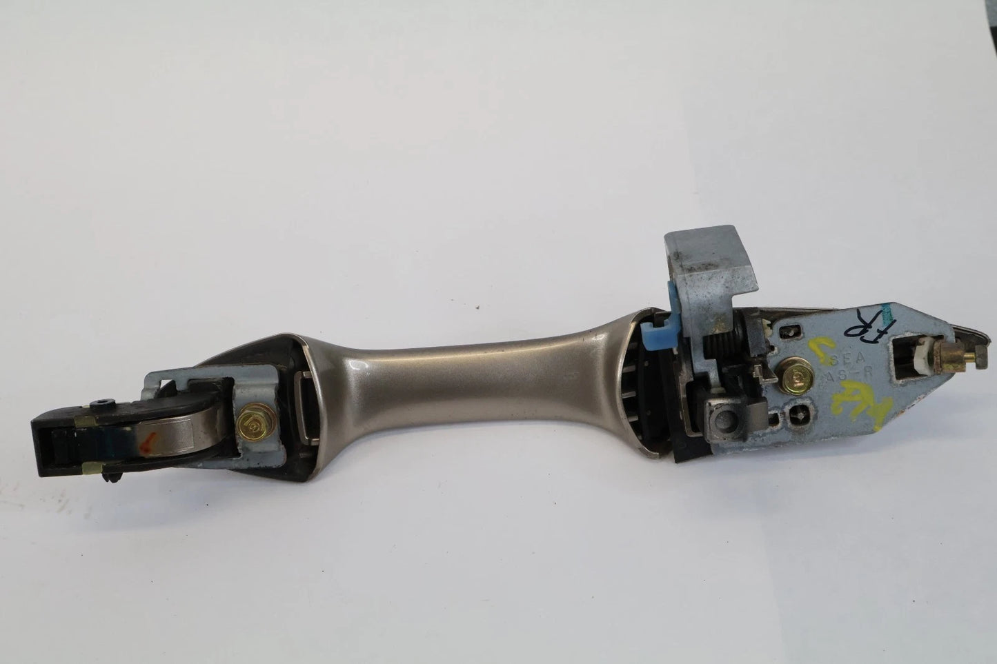 05-10 HONDA ODYSSEY FRONT RIGHT PASSENGER SIDE OUTSIDE EXTERIOR DOOR HANDLE OEM