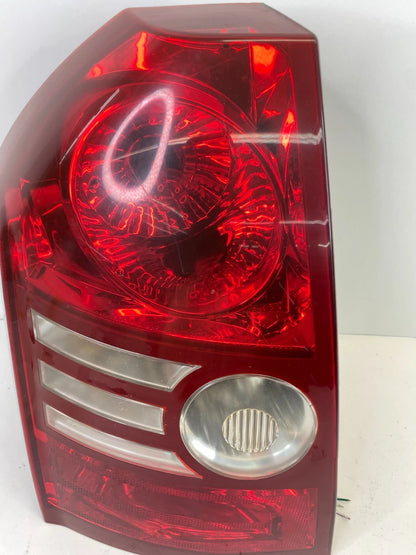 2008-2010 CHRYSLER 300 REAR LEFT DRIVER TAILLIGHT TAIL LAMP ASSY CS286-B000L OEM