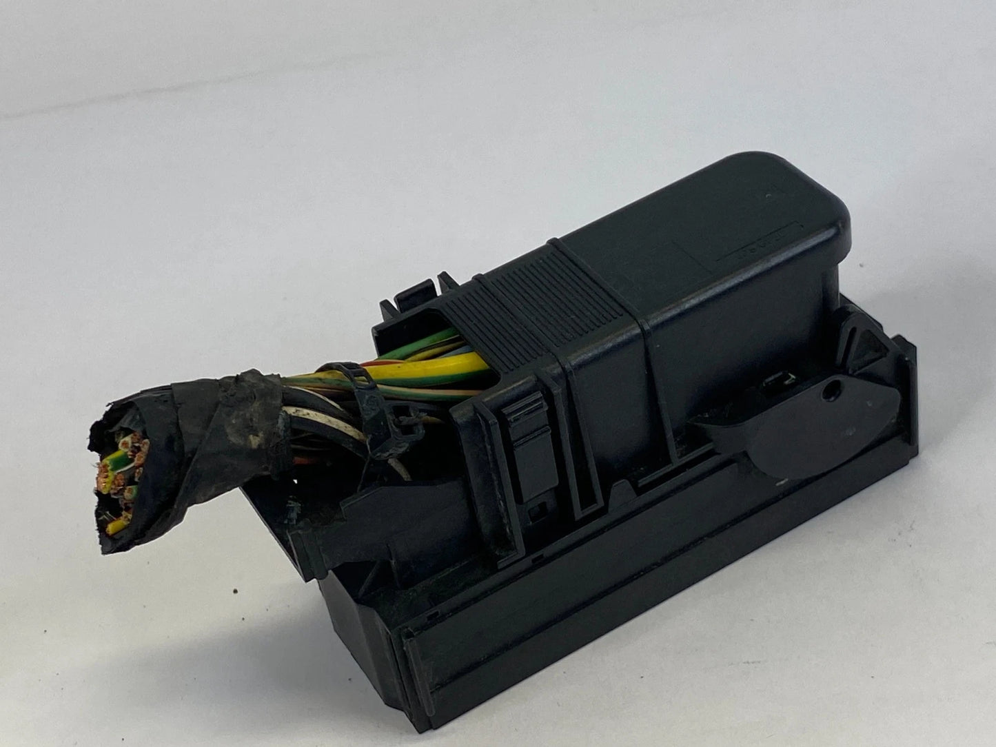 2005-2007 MERCURY MARINER 3.0L 4WD A/T ABS ANTI-LOCK BRAKE PUMP PLUG CONNECTOR