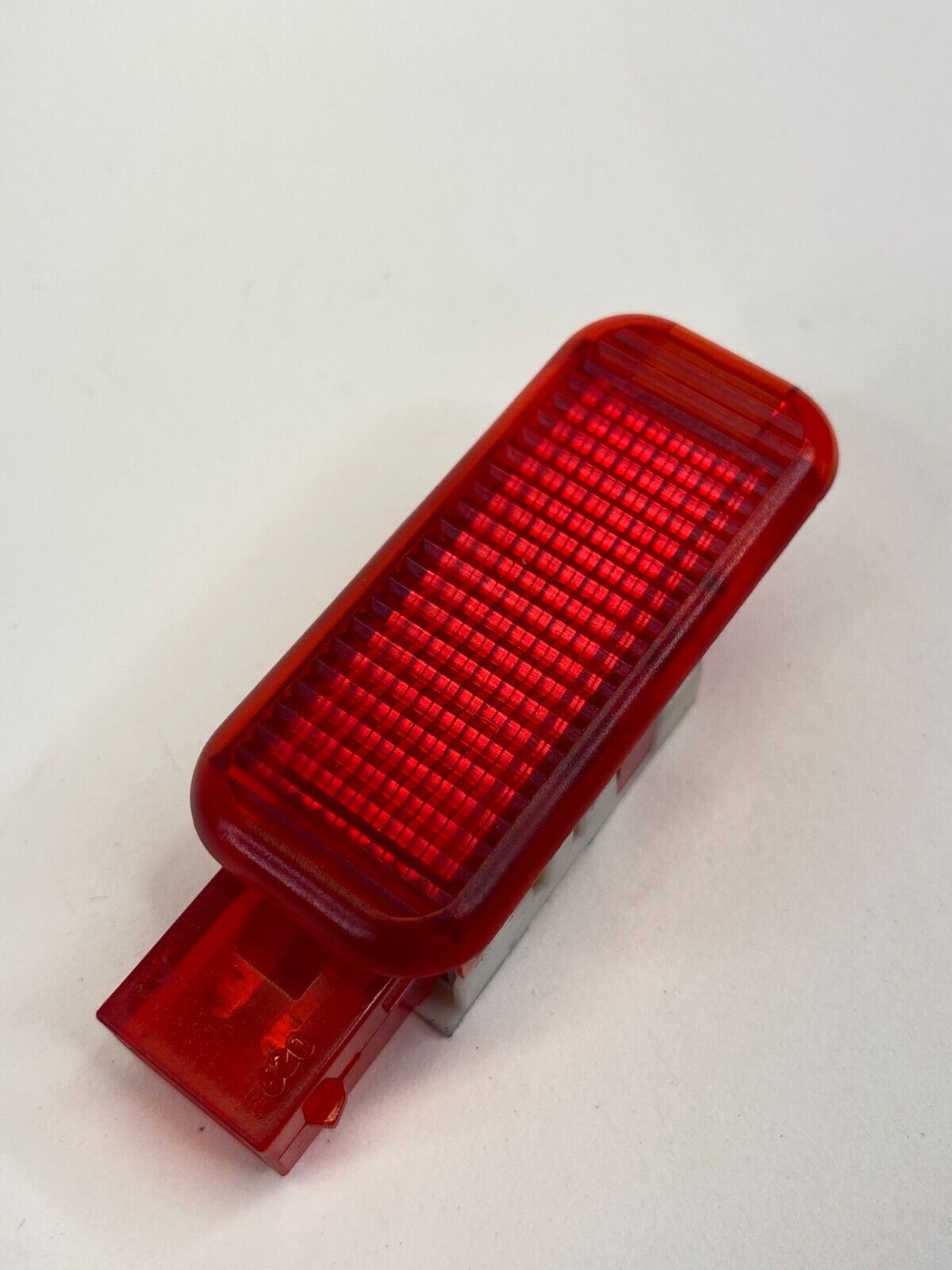 05-11 Audi A6 Quattro Rear Right Side Door Panel Warning Light Lamp Red 8D094741