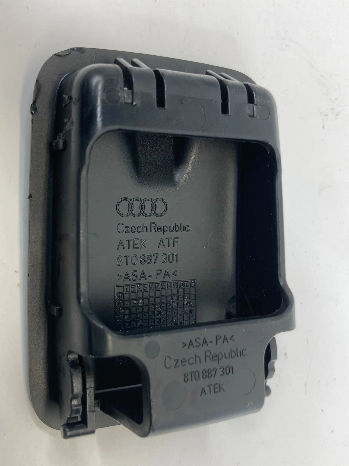 2013-2016 AUDI A4 4-DR CHILD RESTRAINT ANCHOR BEZEL HOOK COVER TRIM 8T0-887-301