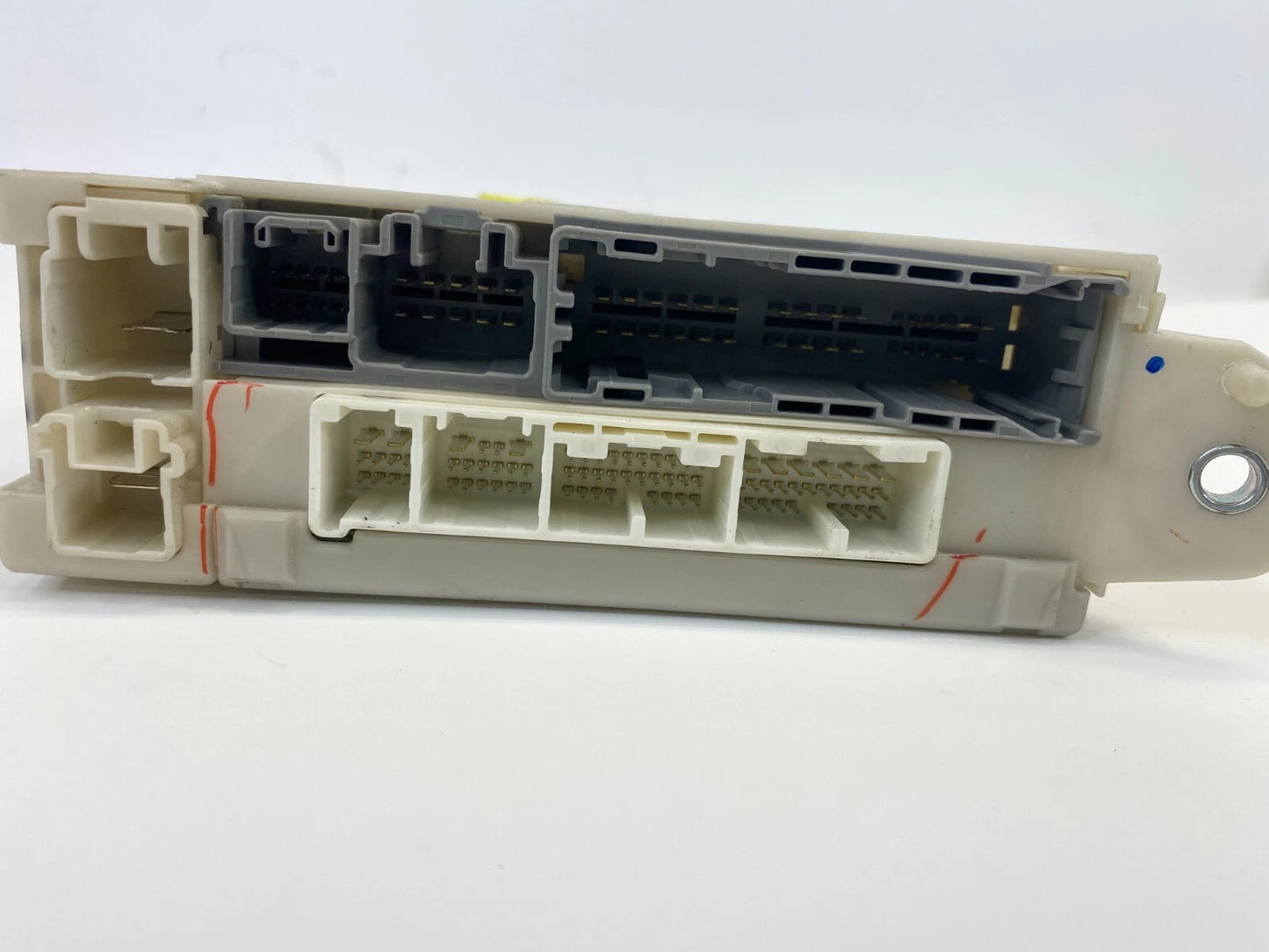 2006-2013 LEXUS IS250 LH LEFT DASH FUSE RELAY JUNCTION BLOCK UNIT OEM 8273053050