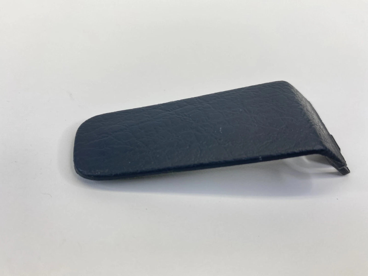 98-02 HONDA ACCORD STEERING WHEEL RIGHT SIDE BACK COVER TRIM CAP 78513S84A610