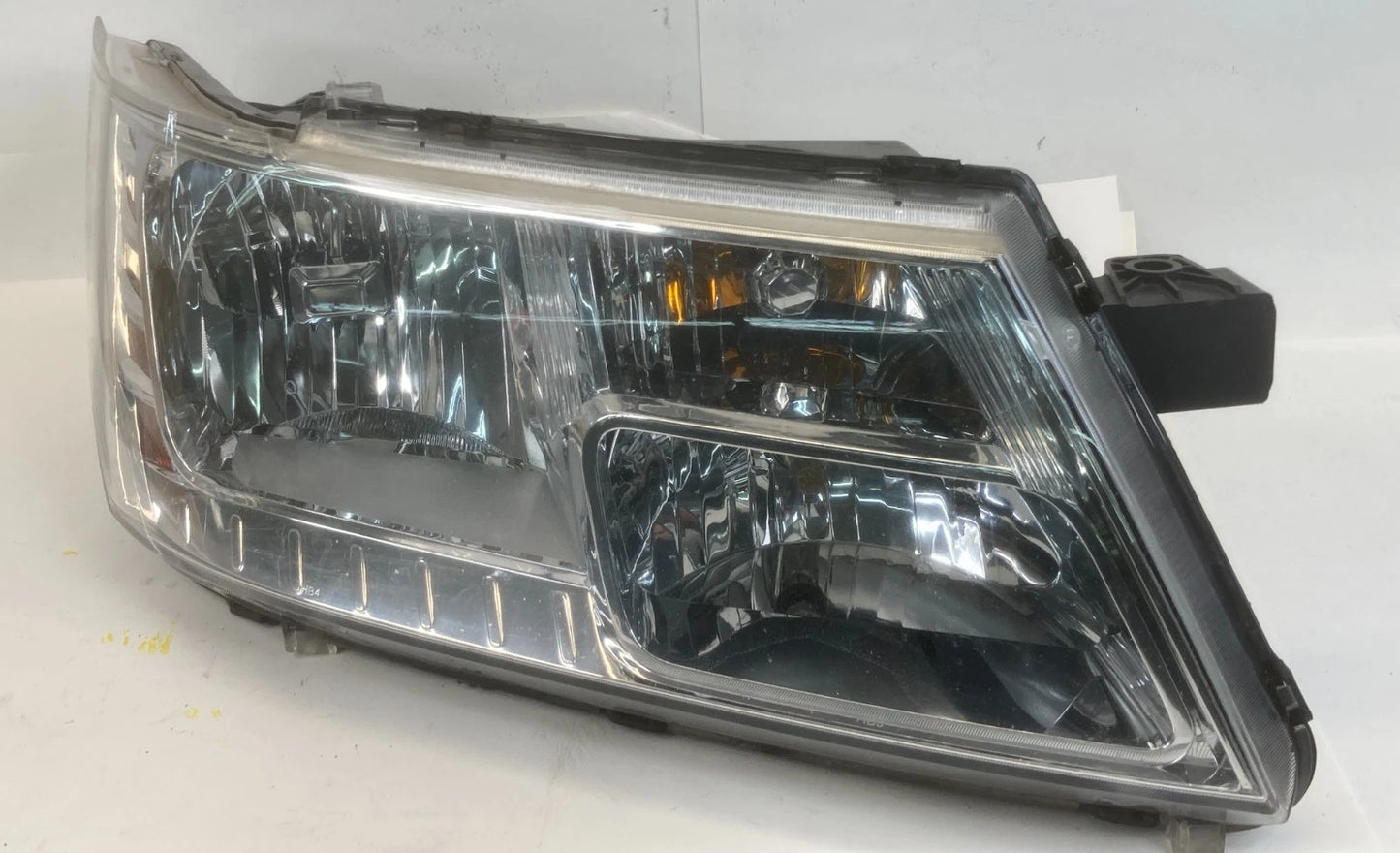 2009-2020 DODGE JOURNEY FRONT RIGHT HEADLAMP HEADLIGHT HALOGEN 05116288AB OEM