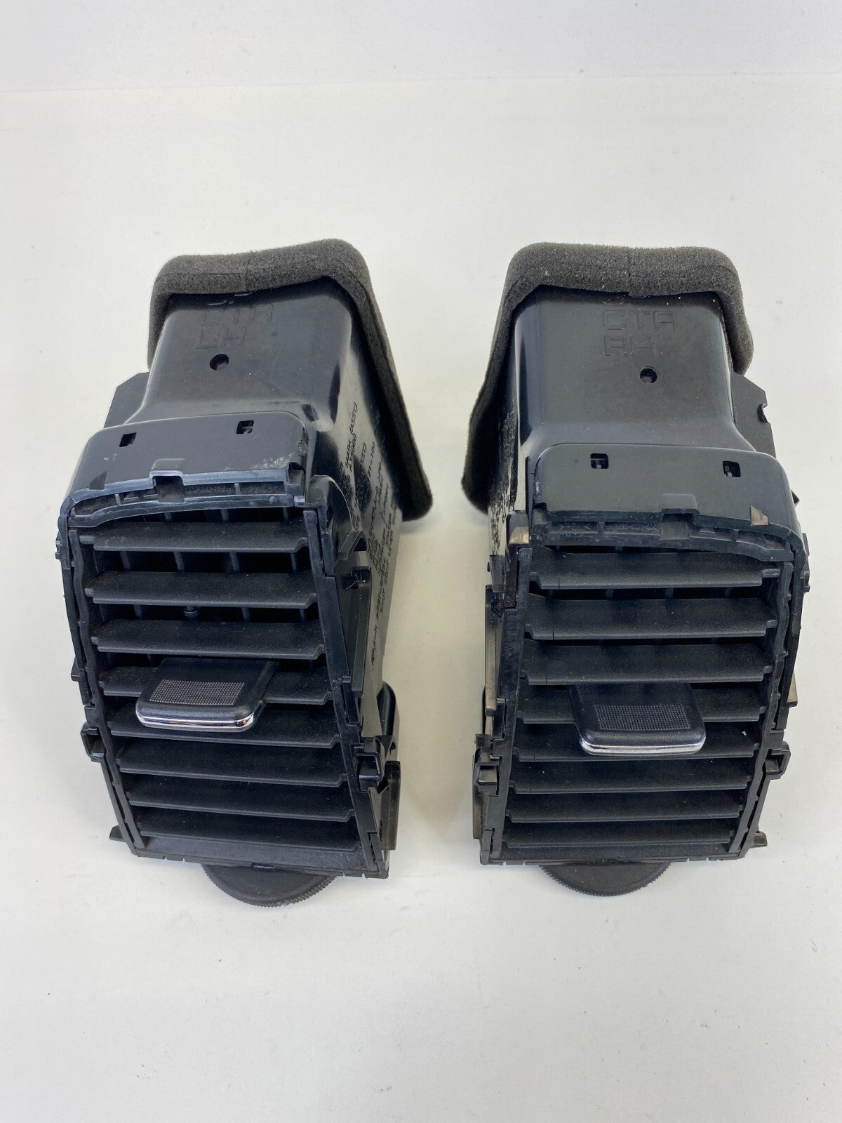 2011-2014 Nissan Murano Front Center Dash A/C Air Vent Grill Grille Set Pair OEM