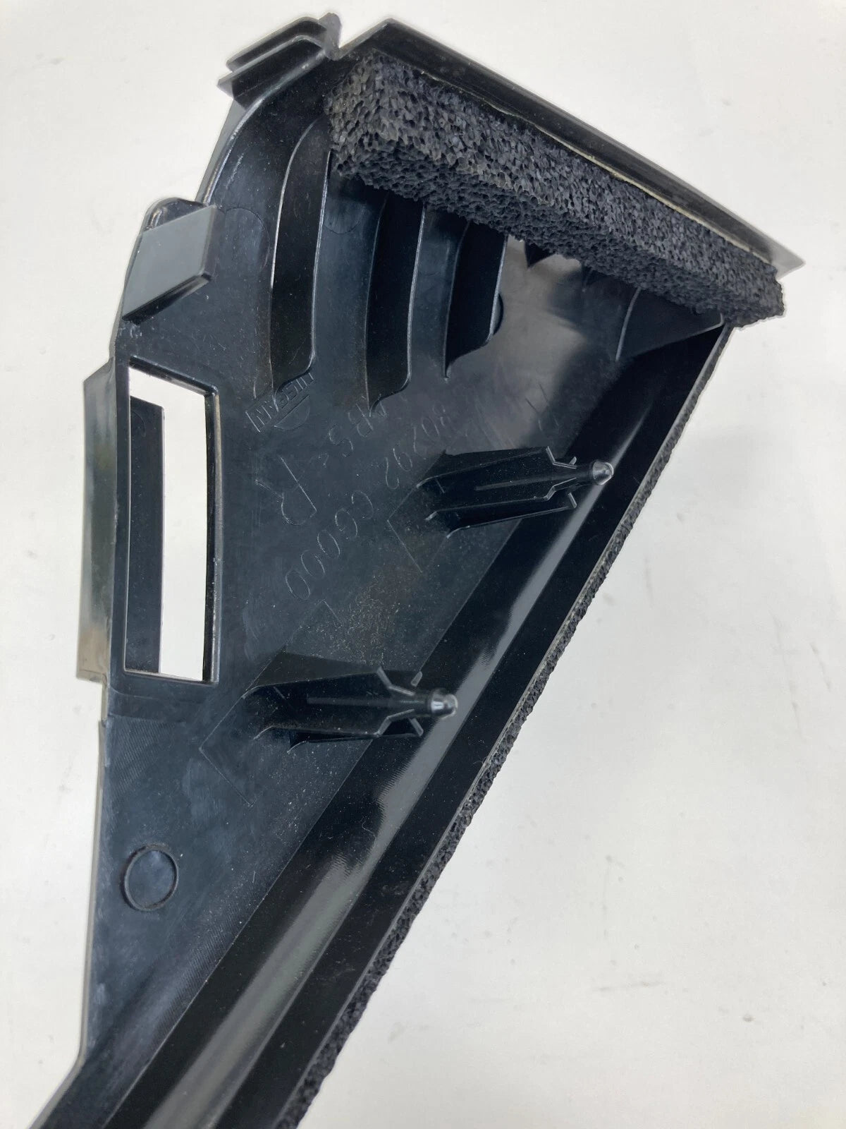 03-08 INFINITI FX35 FRONT RIGHT PASSENGER INTERIOR DOOR CORNER COVER 80292-CG000