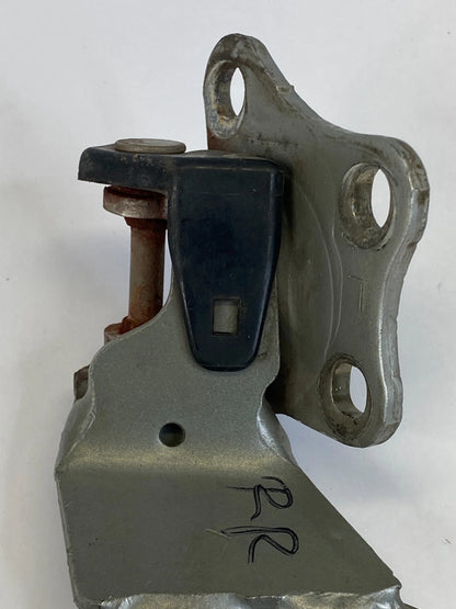 2004-2010 TOYOTA SIENNA REAR LEFT DOOR MIDDLE SLIDING HINGE ROLLER RAIL UNIT OEM