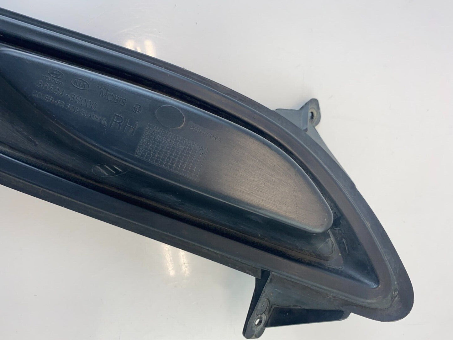 11 12 13 14 Hyundai Sonata Front Right Passenger Fog Light Trim 86524-3S000 OEM