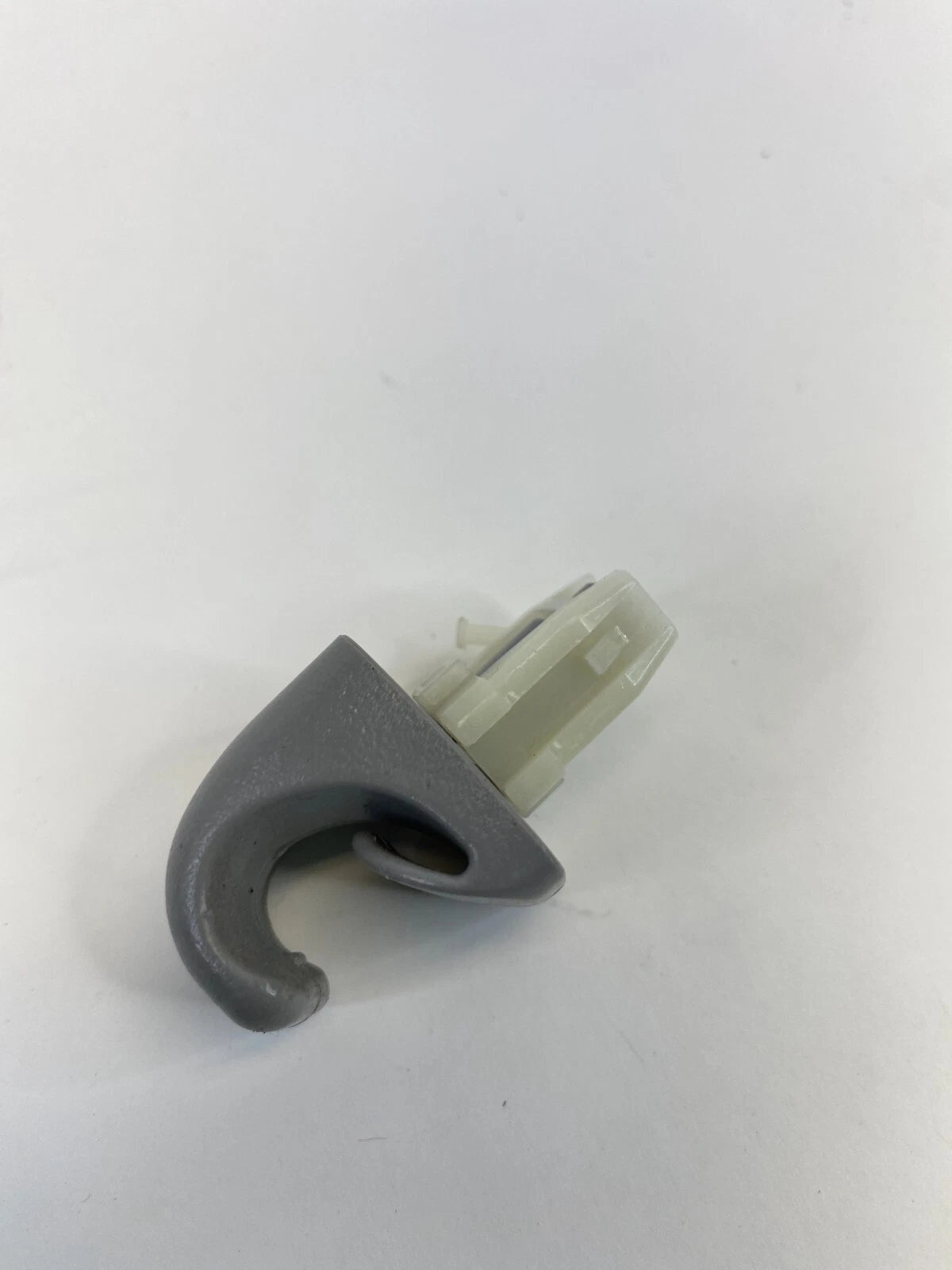2009-2012 TOYOTA RAV4 SUNVISOR RETAINER HOLDER CLIP SUN VISOR HOOK OEM