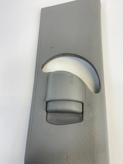 2007-2009 HYUNDAI SANTA FE RIGHT SIDE SEAT BELT HEIGHT ADJUSTER COVER RH OEM