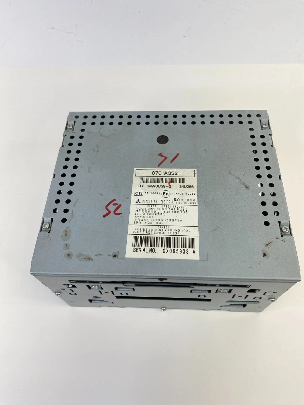 2011-2013 Mitsubishi Outlander Sport Lancer Radio AM/FM MP3 CD Player 8701A352