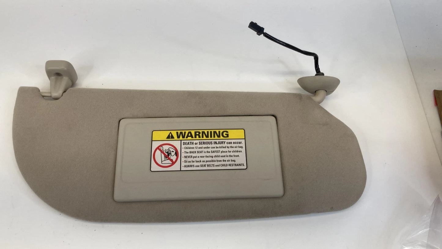 1998-2002 LINCOLN TOWN CAR RIGHT SIDE SUNVISOR SUN VISOR SHADE LIGHT MIRROR OEM