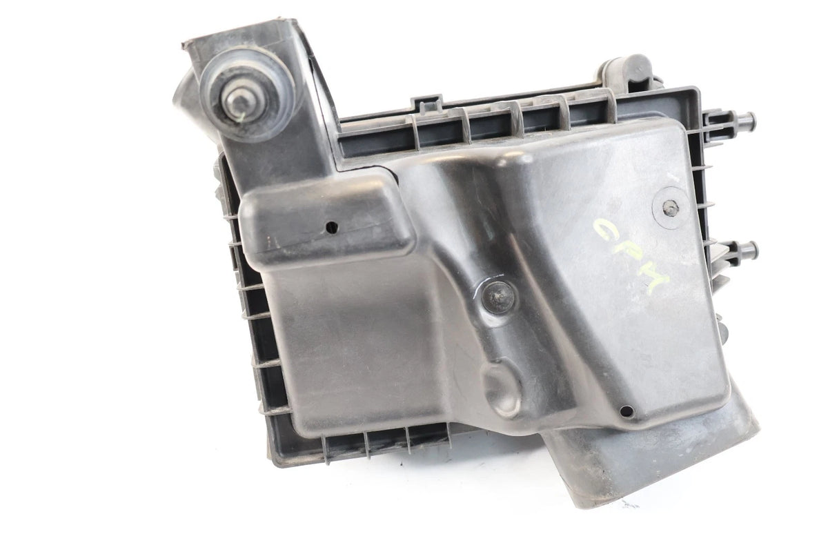 2012-2018 CHEVROLET SONIC 1.8L AIR INTAKE FILTER BOX HOUSING ASSEMBLY 95969687