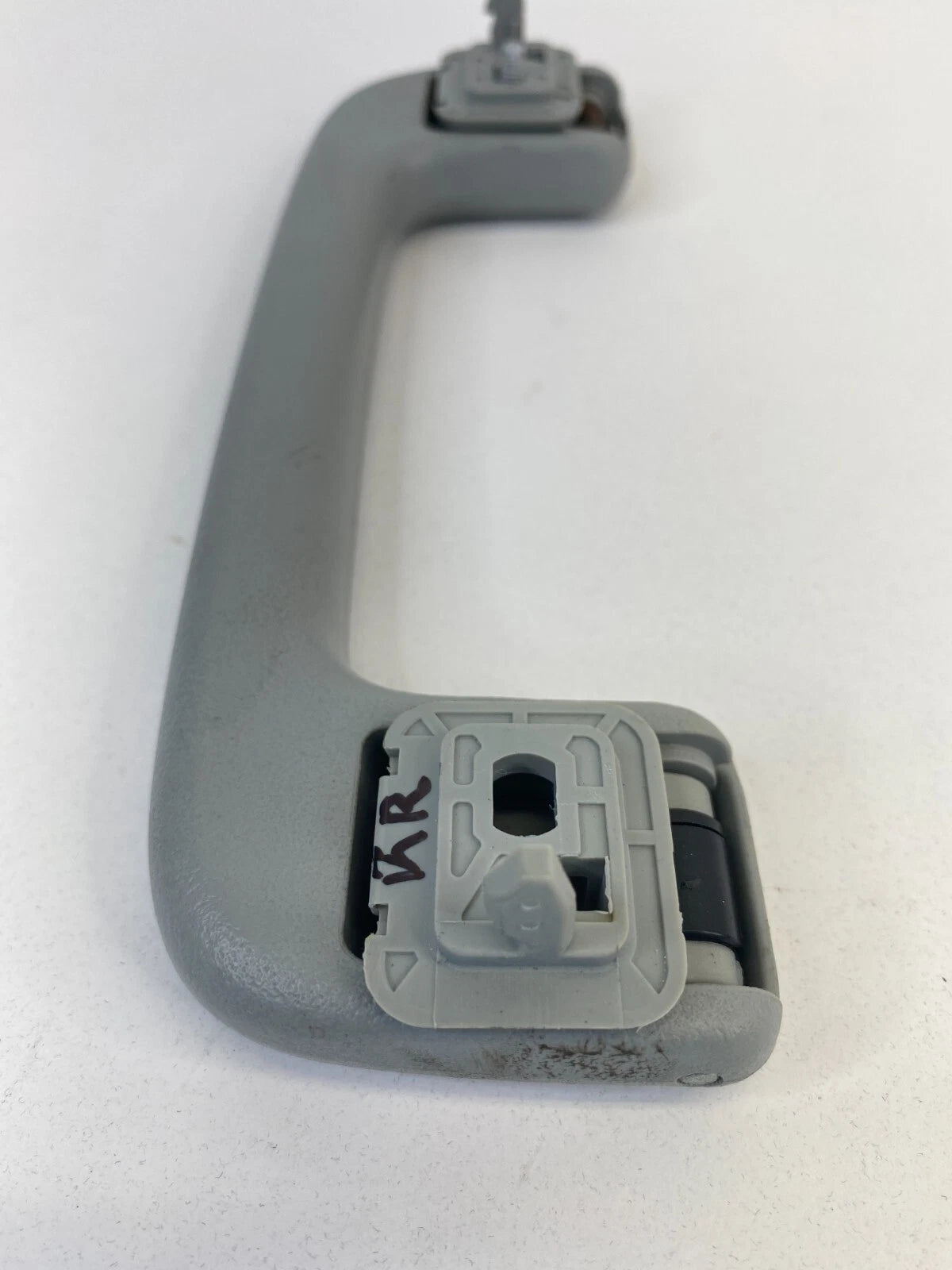 07-13 MITSUBISHI OUTLANDER REAR RIGHT ROOF INTERIOR GRAB HANDLE ASSIST GRIP OEM