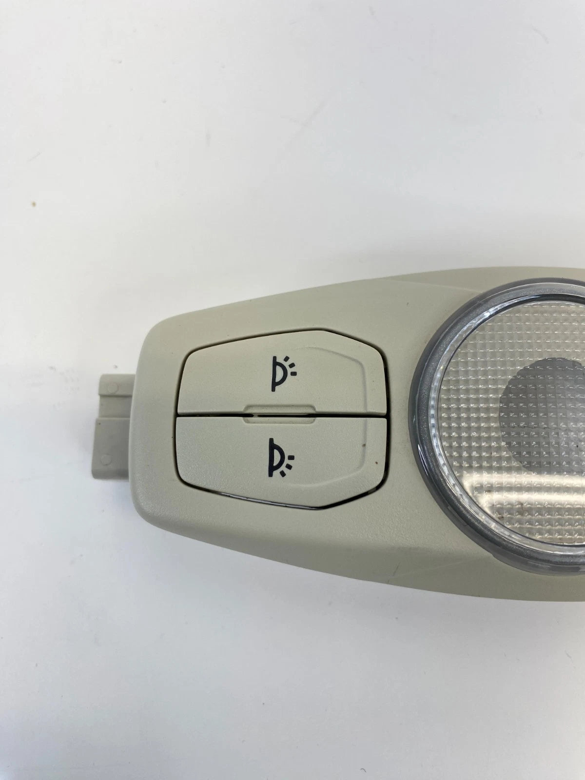 2013-2019 FORD ESCAPE CENTER ROOF OVERHEAD DOME MAP LIGHT READING LAMP OEM