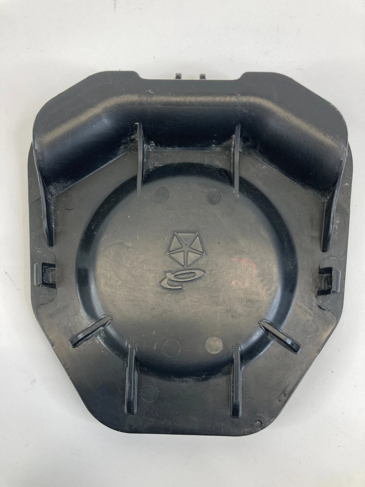 2011-2023 DODGE CHARGER FROMNT RIGHT SIDE DOOR WINDOW REGULATOR ACCESS COVER OEM
