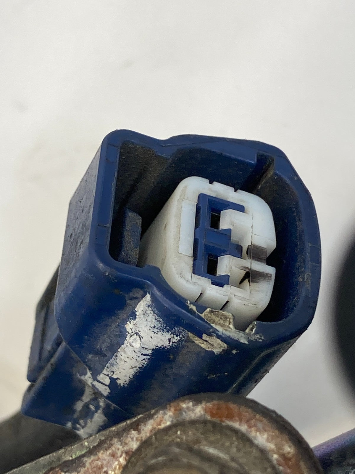 2004-2006 Nissan Altima 3.5L V6 A/T Engine Fuel Injection Rail W/ Injectors Assy