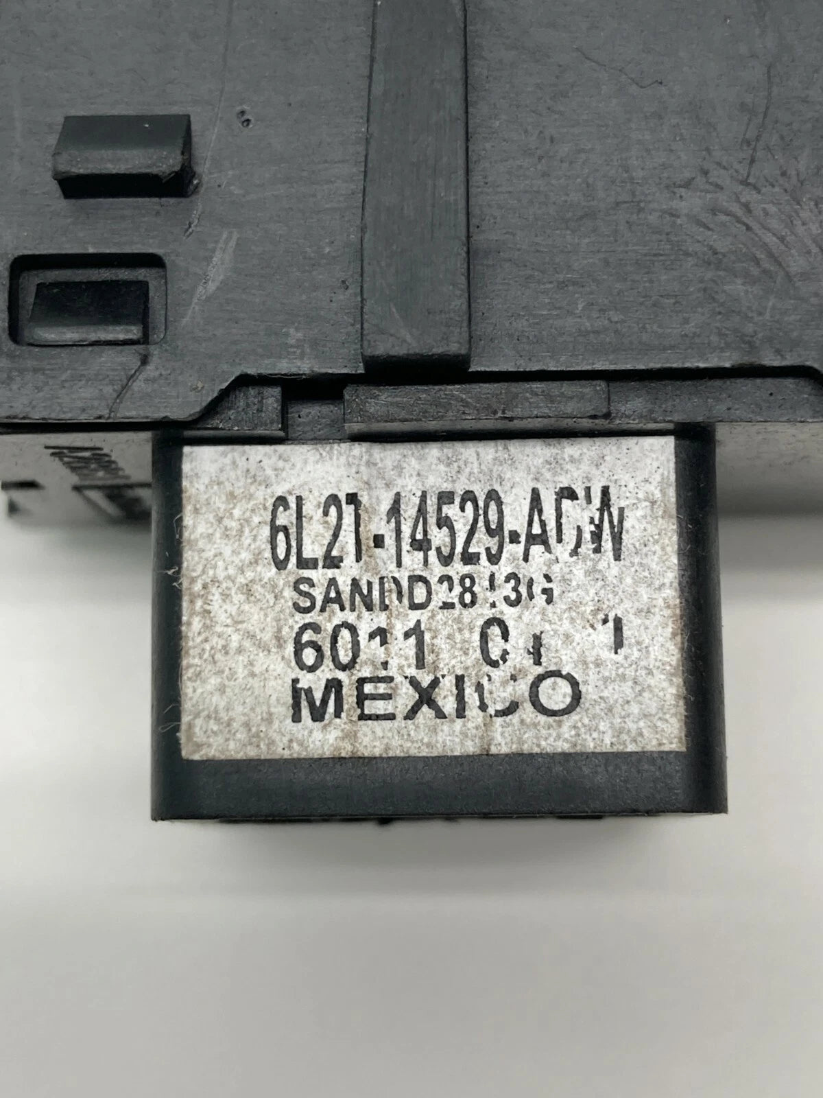 06-09 FORD FUSION MILAN RR LEFT DOOR POWER WINDOW CONTROL SWITCH 6L2114529AC OEM