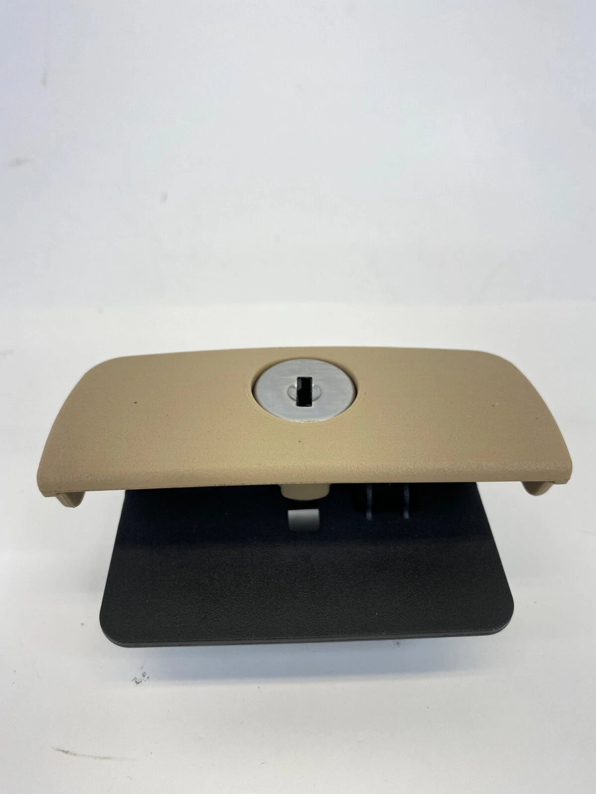 2007 2008 2009 CADILLAC SRX GLOVE BOX HANDLE LOCK LATCH 13502636 OEM