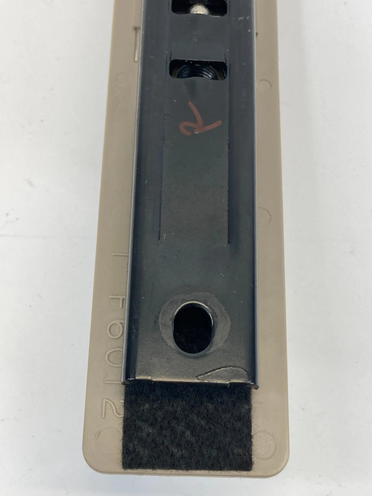 2001 02 03 04 2005 HONDA CIVIC SEDAN FRONT RIGHT SIDE SEAT BELT HEIGHT ADJUSTER