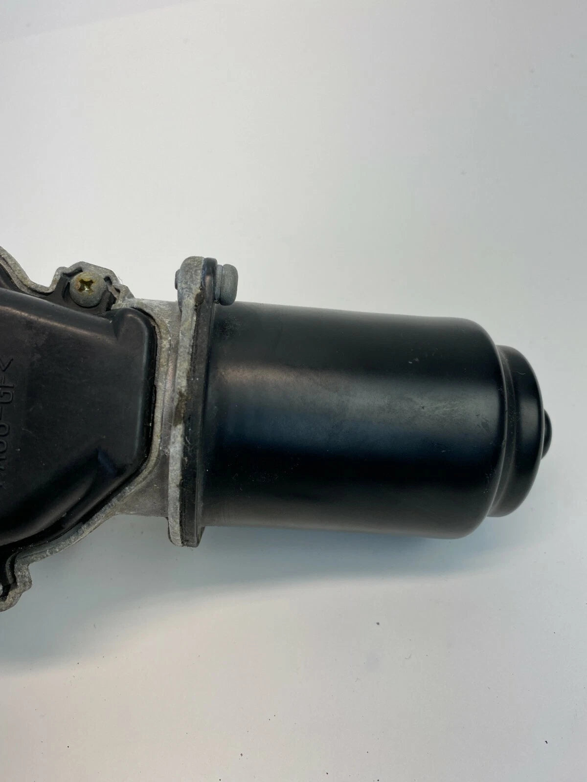 2001-2005 HONDA CIVIC SEDAN FRONT WINDSHIELD WIPER MOTOR ASSY OEM 76500-S5D-A020