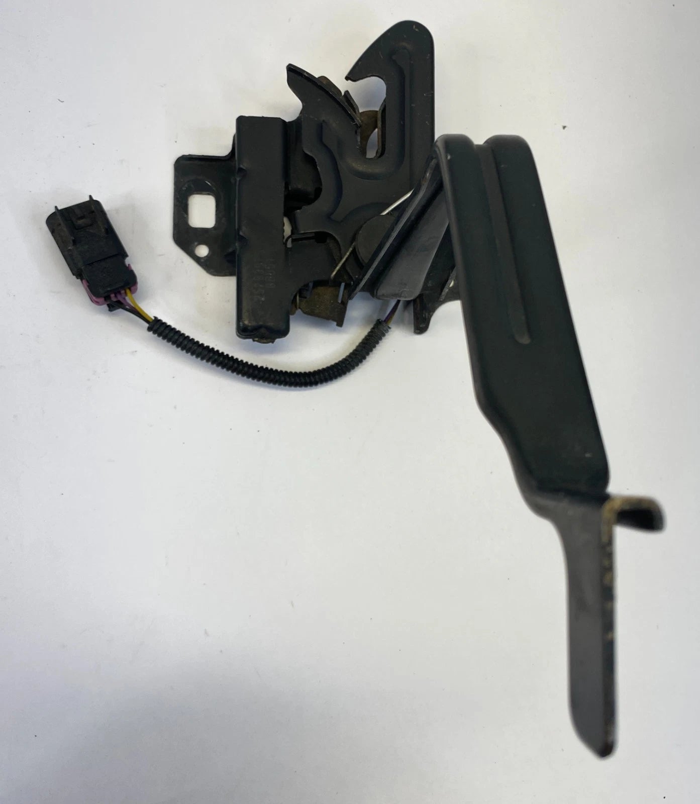 2006-2011 CHEVROLET HHR HOOD LATCH WITH REMOTE START SENSOR 25793975 OEM