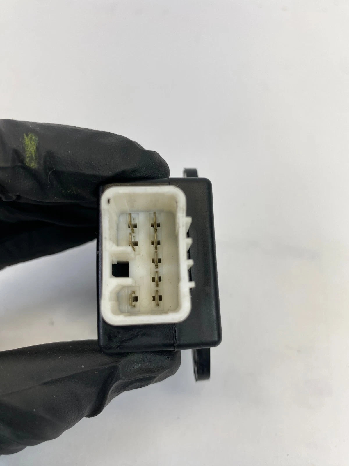 2011-2015 HYUNDAI SONATA FRONT SEAT HEATER RELAY MODULE 88191-3S000 OEM
